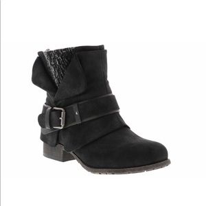 JELLYPOP LAUREN SWEATER BUCKLE BOOTIE